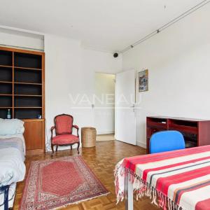 Neuilly - Appartement familial avec balcon sur jardin