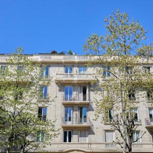 Paris XVIème - Appartement  rénové - Art déco