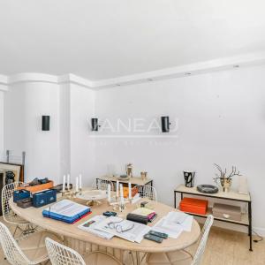 PARIS XVIe – Jasmin – 7ème étage avec Terrasse  de plain-pied.
