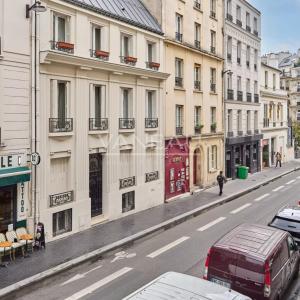 Paris IXe – rue frochot – deux pièces à rénover au cœur d’un qua