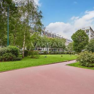 PARIS XVIè – EGLISE D'AUTEUIL - QUAI - VUE SEINE ET MONUMENTS