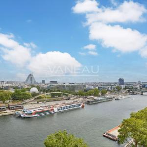 PARIS XVIè – EGLISE D'AUTEUIL - QUAI - VUE SEINE ET MONUMENTS