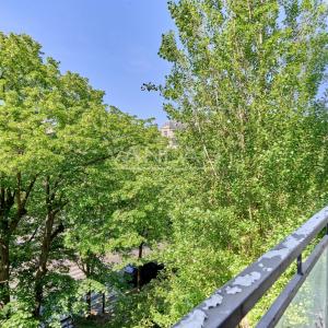 PARIS XVIe - Henri Martin - Appartement familial d'angle Etage E