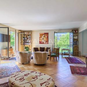 PARIS XVIe - Henri Martin - Appartement familial d'angle Etage E