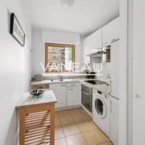 LOCATION MEUBLÉE 2 pièces - PARIS 15ème