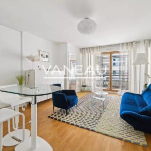 LOCATION MEUBLÉE 2 pièces - PARIS 15ème