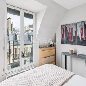 Paris XVIe - Trocadero -  Pied à terre en dernier étage