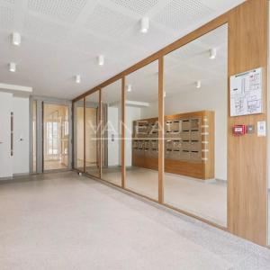 Issy-les-Moulineaux - Trois pièces rénové avec jardin de 39 m2