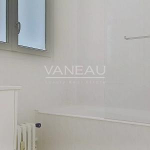 PARIS VII - RUE VANEAU - STUDIO