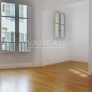 VANEAU VII - RUE VANEAU - STUDIO 1ER ETAGE