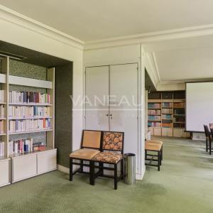 Neuilly – Quartier Mairie – Appartement au calme sur jardin avec