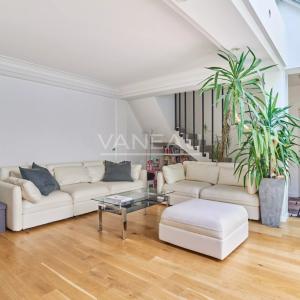 Paris XVIe - Victor Hugo - Lauriston - 'Comme une maison' - Quat