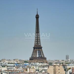 Paris XVe - Cambronne - Dernier étage avec vue monuments