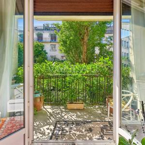 Paris XVIème - Appartement familial avec balcons larges - lumine