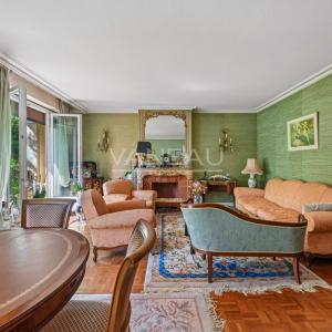 Paris XVIème - Appartement familial avec balcons larges - lumine