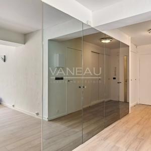 PARIS XVIè – RANELAGH - BALCON-TERRASSE SUR INTÉRIEUR