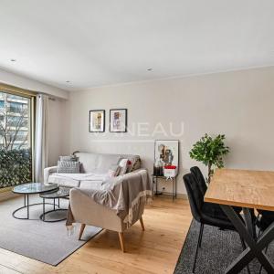 Paris XVIIe- Limitrophe Neuilly- Appartement clé en main avec ba
