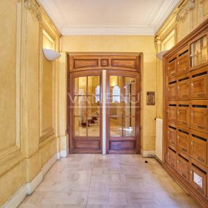 Paris VIIIe - Saint Augustin - Superbe appartement haussmannien