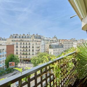 Paris 16ème Chardon Lagache 4 pièces de réception avec extérieur