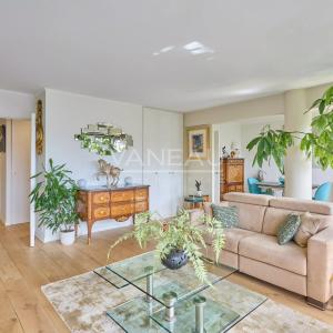 Paris 16ème Chardon Lagache 4 pièces de réception avec extérieur