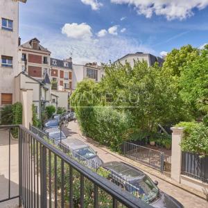 Paris XVIe- Villa Scheffer - Studio avec balcon