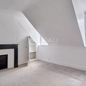 Paris VII - Verneuil - Studio - étage élevé avec ascenseur