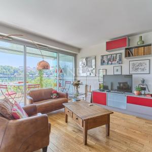 EXCLUSIVITE - 3 pièces en étage élevé avec terrasse