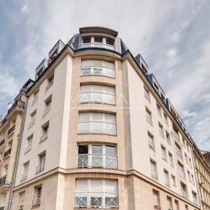 PARIS XVe - Square Necker - Professions libérales
