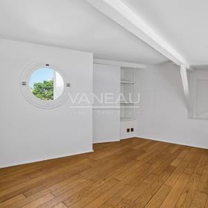 PARIS VI - Charmant deux pièces