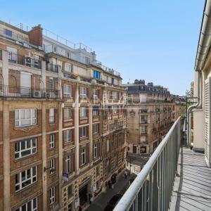 PARIS VI - Charmant deux pièces
