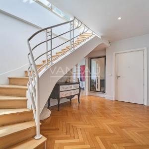 Neuilly-sur-Seine - Les Sablons-Penthouse-Terrasses-Vues tour Eiffel et Sacré-Cœur.