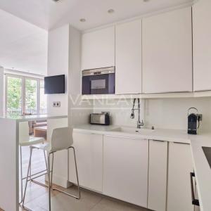 Paris VIIIe- Montaigne - Appartement rénové luxe