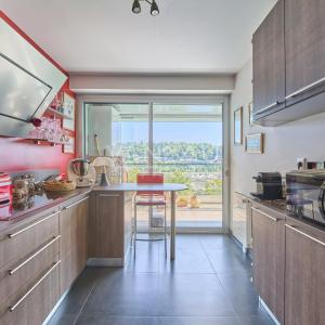 EXCLUSIVITE - 3 pièces en étage élevé avec terrasse