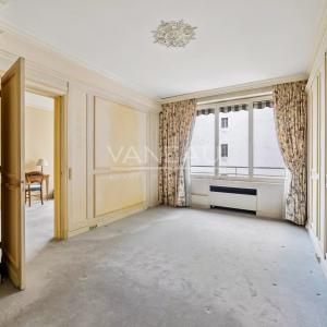 Paris XVIe - Foch/Raymond Poincaré - Appartement familial en étage élevé - Vue dégagée - Sectorisation Janson de Sailly.