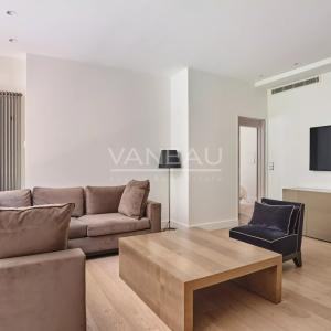 Paris VIIIe- Montaigne - Appartement rénové luxe