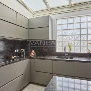Paris VIIIᵉ - Alma–Marceau - Élégance parisienne avec vue tour  