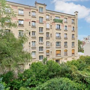 Courbevoie - République - Appartement au calme