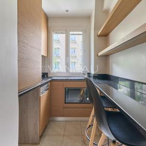 Courbevoie - République - Appartement au calme