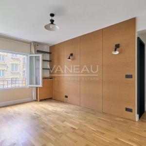 Courbevoie - République - Appartement au calme