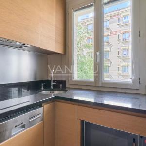 Courbevoie - République - Appartement au calme