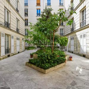 Paris VII / Bon Marché / Rue Vaneau