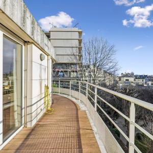 Paris XVIe - Ranelagh - Duplex en dernier étage - Terrasses et verdure.