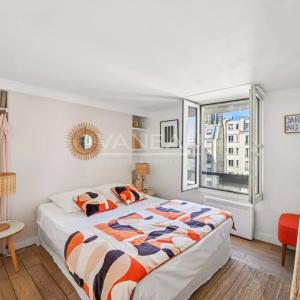 Exclusivité - Paris 14 - Montparnasse/Notre Dame des Champs -Trois pièces au dernier étage avec ascenseur