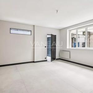 Paris IXe - Saint Georges / Rue des Martyrs - Maison de ville rénovée avec rooftop 42 m2 DPE C