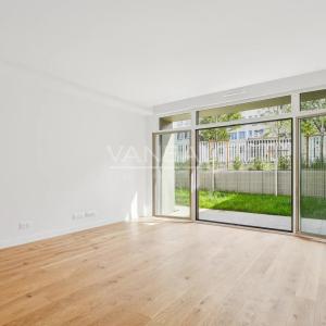 Issy-les-Moulineaux - Trois pièces rénové avec jardin de 39 m2
