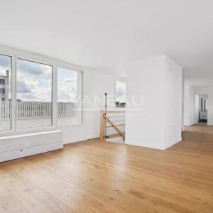 Issy-les-Moulineaux - Appartement familial dernier étage avec terrasse panoramique de 148 m²