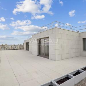 Issy-les-Moulineaux - Appartement familial dernier étage avec terrasse panoramique de 148 m²