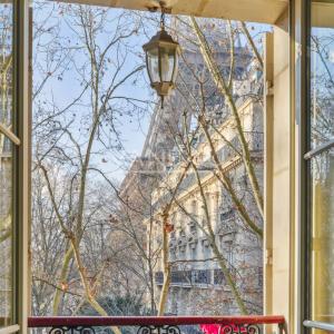Gros Caillou - Vue Tour Eiffel