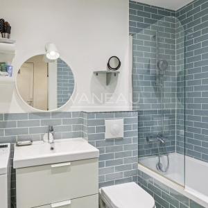 Paris Xe - Rue Beaurepaire - Beau 3 pièces classique en parfait état -