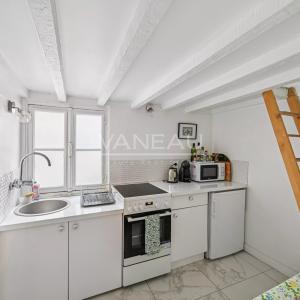 Paris XVe Breteuil -  Studio de charme dans une ravissante copropriété